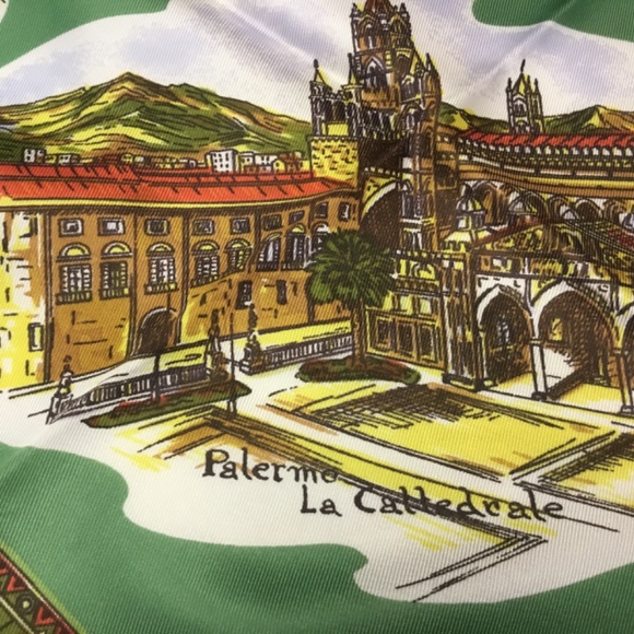 SCARF. OF GIBRALTAR. . ACETATE Large  VERY good Graphics  new old stock - Picture 7 of 10